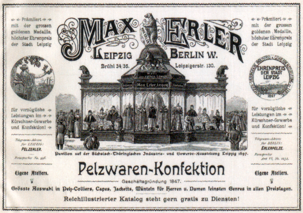 Eine alte Werbung für Max Erler Leipzig in Berlin, Deutschland, die eine Gruppe von Menschen vor einem Gebäude mit Werbetext zeigt.
