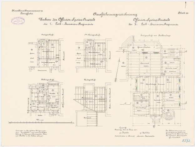 Ein detaillierter Grundrissplan des ehemaligen Arbeitszimmers des deutschen Bundeskanzlers, der architektonische Layouts und Textanmerkungen zeigt.