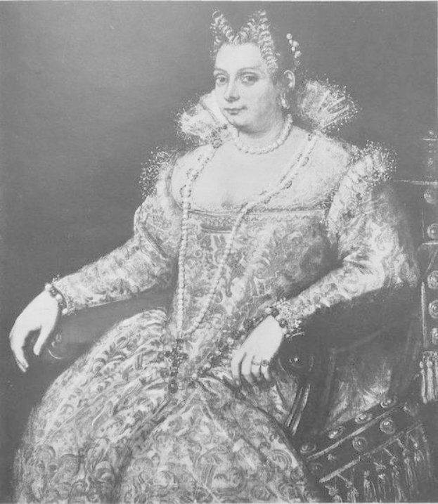 Schwarzes und weißes Porträt der Queen Elizabeth I. von England, die in einem Stuhl sitzt und ein hochgeschlossenes königliches Kleid mit langen Ärmeln trägt und ihr Haar zu einem ordentlichen Knoten gebunden hat, mit feinen Gesichtszügen.